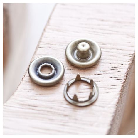 Bouton Pression 11mm Bronze vieilli