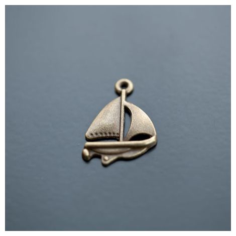 Breloque Bateau à voile Bronze vieilli