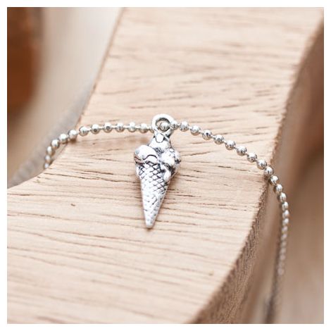 Breloque Cornet de glace relief Argent vieilli
