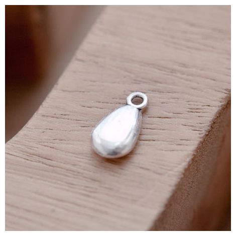 Breloque Goutte Argent vieilli