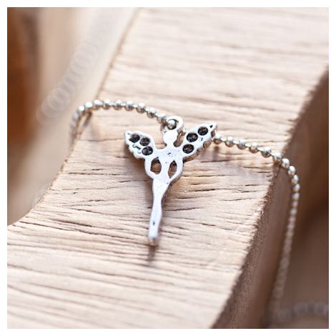 Breloque Petit ange svelte Argent vieilli
