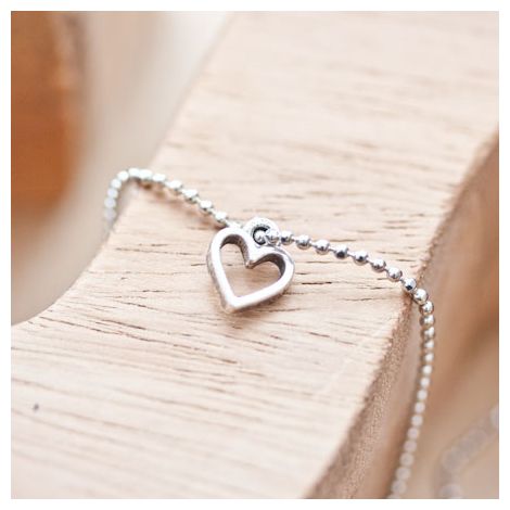 Breloque Petit coeur fil Argent vieilli