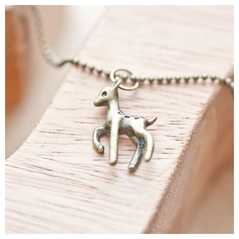 Breloque Petite biche relief Bronze vieilli