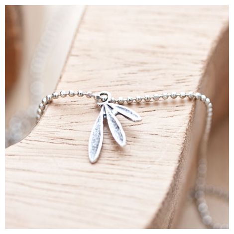 Breloque Trois feuilles Argent vieilli