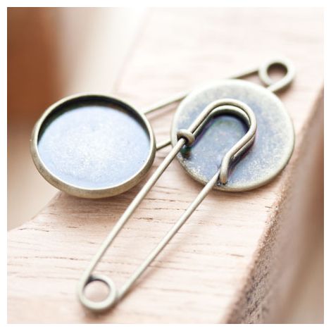 Broche à cabochon 16mm Bronze vieilli