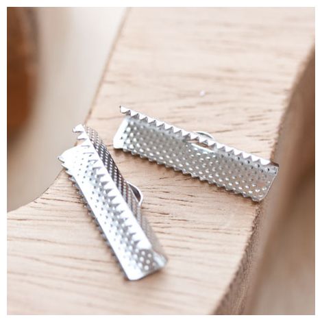 Embout pour tissu à pincer 25mm Argent gris