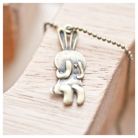 Pendentif Lapin peureux Bronze vieilli