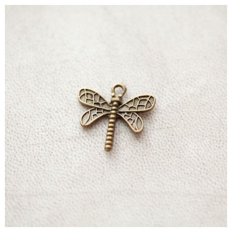 Pendentif Libellule 20mm Bronze vieilli