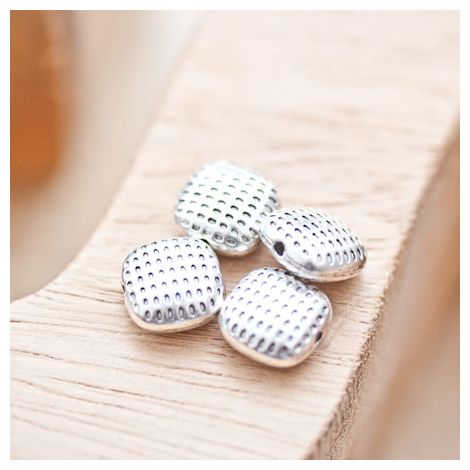 Perle en métal Carré 10mm Points Argent vieilli