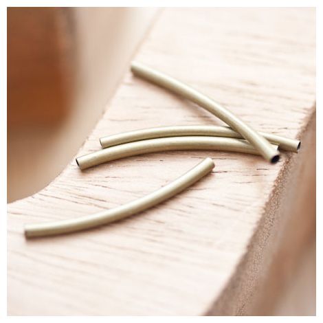 Perle en métal Tube 30x2mm Courbé Bronze vieilli