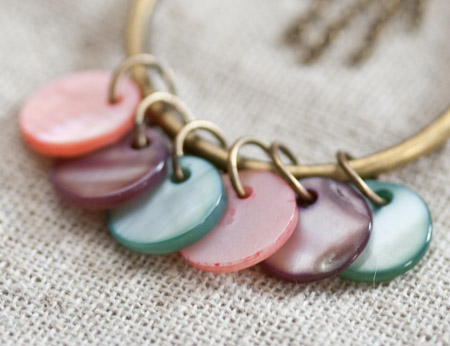 creation-bijoux-bronze-boucles-d-oreilles-sequins--5