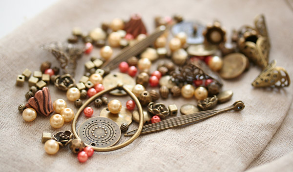 De nouvelles perles en m&eacute;tal pour des bijoux encore plus personnalis&eacute;s