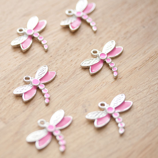 Un cadeau rose vous attend !
