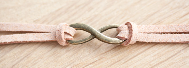diy creation bijoux bracelet infini suédine