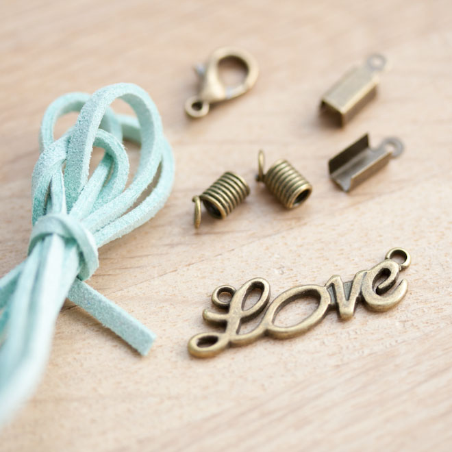 diy creation bijoux bracelet love su&eacute;dine