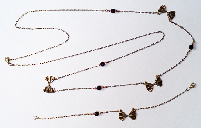 Sautoir et bracelet &laquo; Tenue de soir&eacute;e &raquo;