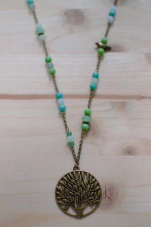 pendentif arbre, cha&icirc;ne et perles verts